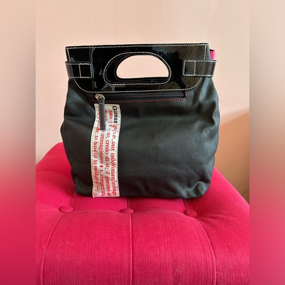 GUESS 90’s Marilyn purse - Picture 4 of 6